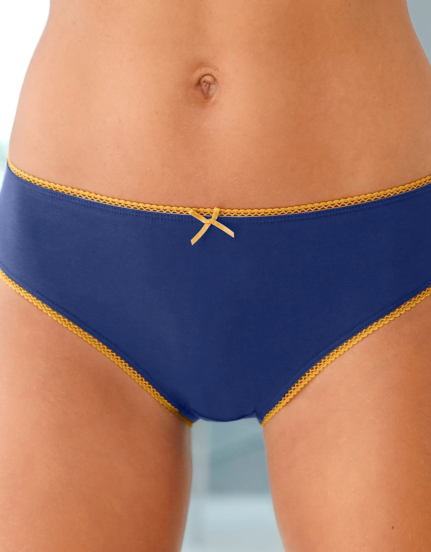 Culotte Coton Forme Midi Imprimé Motifs « étoiles » Assortis – Lot De 4 3 Culotte Coton Forme Midi Imprimé Motifs « étoiles » Assortis – Lot De 4