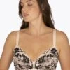 Well Soutien-gorge Imprimé Demi-coques Dentellissime Avec Armatures -Célèbre Lingerie Magasin 701038 C01 zoomx