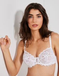 Soutien-gorge Forme Emboîtante Dentelle Unie Arum - Avec Armatures