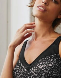 Soutien-gorge Dentelle Florale Sans Armatures - Minimiseur -Célèbre Lingerie Magasin 701564 C01 zoomx vue3