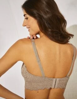 Soutien-gorge Post-opératoire Forme Foulard En Dentelle Stretch - Sans Armatures 11 Soutien-gorge Post-opératoire Forme Foulard En Dentelle Stretch - Sans Armatures -Célèbre Lingerie Magasin 701690 C01 zoomx vue3