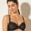Chantelle Soutien-gorge Emboîtant Dentelle Parisian Allure - Avec Armatures 2 Chantelle Soutien-gorge Emboîtant Dentelle Parisian Allure - Avec Armatures -Célèbre Lingerie Magasin 701922 C00 zoomx