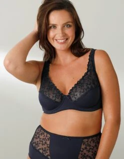 Soutien-gorge Forme Emboîtante Tulle Brodé Stretch Et Microfibre Batlow- Avec Armatures