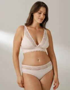 Soutien-gorge Forme Foulard En Dentelle Stretch Taripa - Sans Armatures 13 Soutien-gorge Forme Foulard En Dentelle Stretch Taripa - Sans Armatures -Célèbre Lingerie Magasin 701967 C00 zoomx vue4