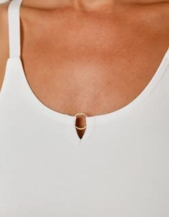 Brassière Coton Décolleté "goutte D'eau" – Sans Armatures 13 Brassière Coton Décolleté "goutte D'eau" – Sans Armatures -Célèbre Lingerie Magasin 701968 C01 zoomx vue6