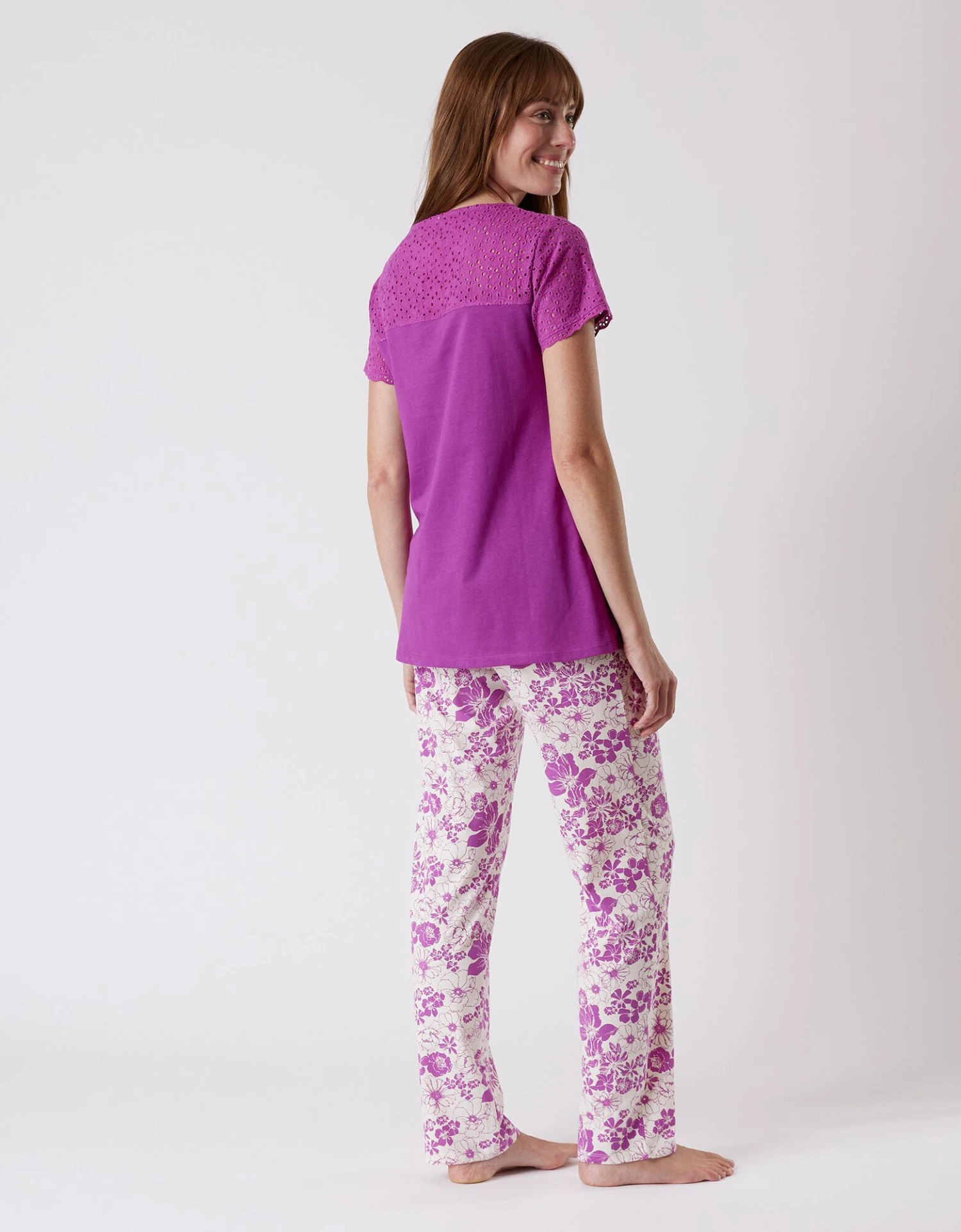 Pyjama Imprimé Avec Broderie Anglaise - Manches Courtes 4 Pyjama Imprimé Avec Broderie Anglaise - Manches Courtes – Image 2