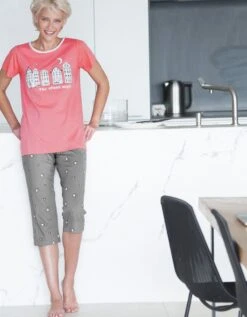 Pyjama Pantacourt Imprimé Ville étoilée -Célèbre Lingerie Magasin 703081 00 2