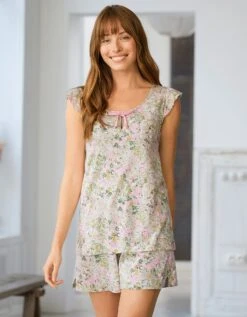 Pyjama Short Volanté Imprimé Fleuri.