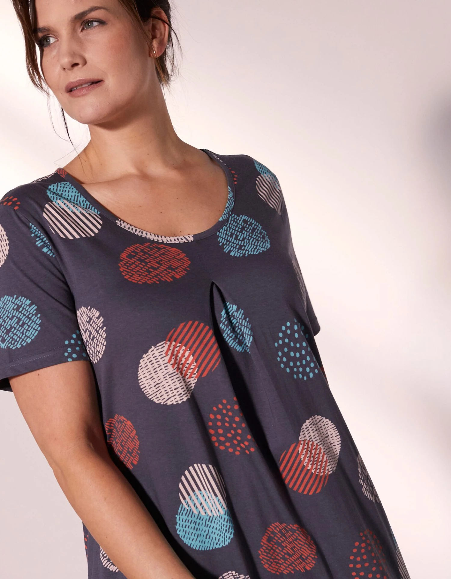 Chemise De Nuit Longue Imprimée Graphique 9 Chemise De Nuit Longue Imprimée Graphique – Image 7