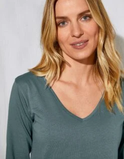 Tee-shirt Pyjama Manches Longues Imprimé Placé "pétales De Fleurs" 11 Tee-shirt Pyjama Manches Longues Imprimé Placé "pétales De Fleurs" -Célèbre Lingerie Magasin 703608 C01 zoomx vue5