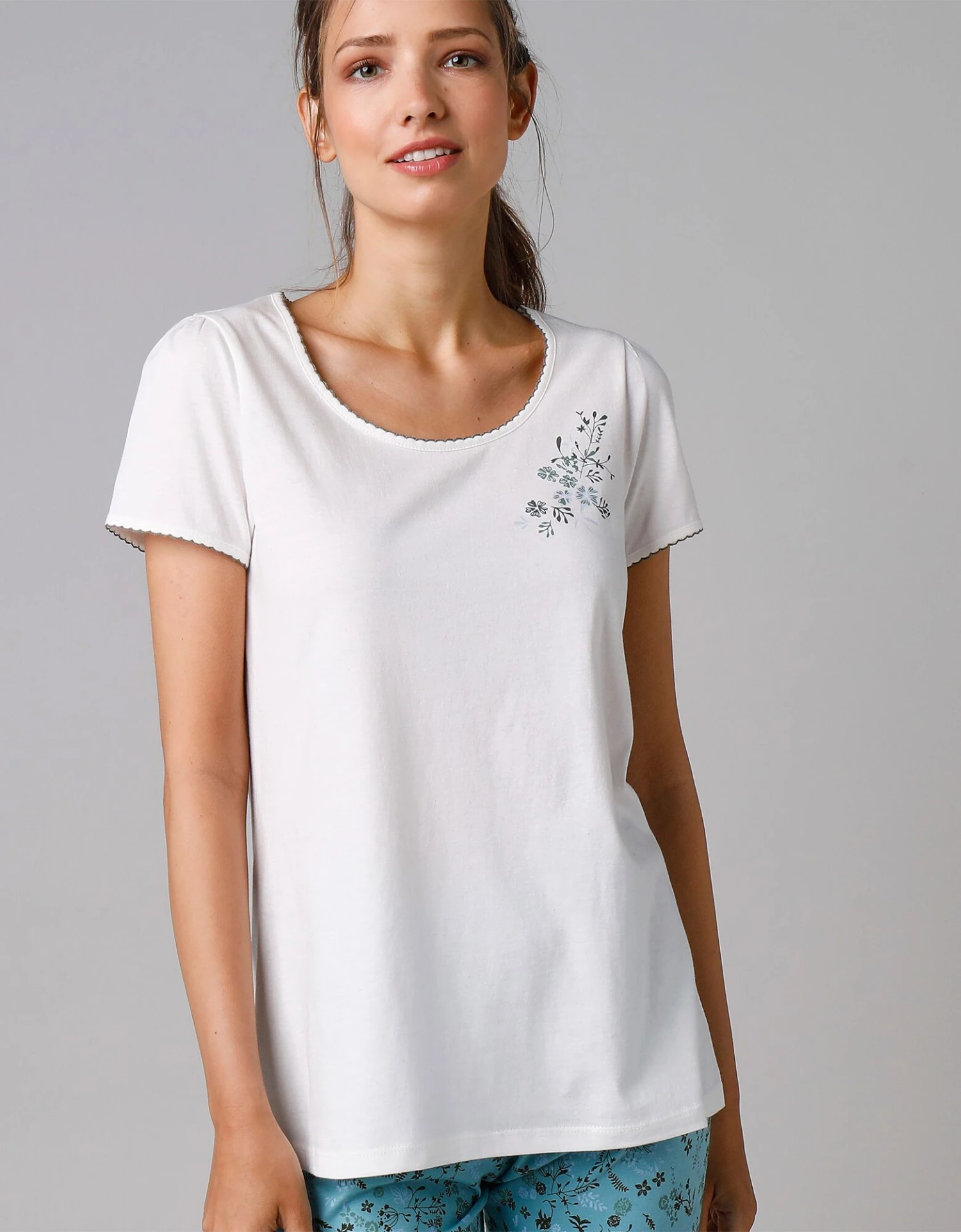 Tee-shirt De Pyjama Manches Courtes Imprimé Placé Fleurs 3 Tee-shirt De Pyjama Manches Courtes Imprimé Placé Fleurs