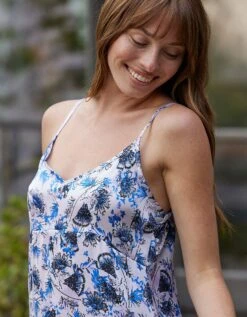 Nuisette Satin Imprimé Fines Bretelles 9 Nuisette Satin Imprimé Fines Bretelles -Célèbre Lingerie Magasin 706189 C01 zoomx vue3