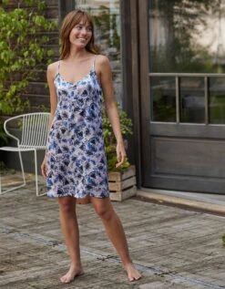 Nuisette Satin Imprimé Fines Bretelles 10 Nuisette Satin Imprimé Fines Bretelles -Célèbre Lingerie Magasin 706189 C01 zoomx vue4