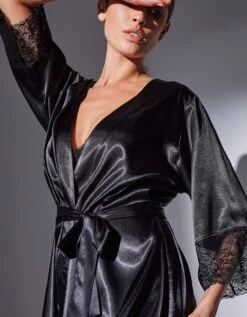 Peignoir Court Satin Et Dentelle -Célèbre Lingerie Magasin 706196 C01 zoomx vue3