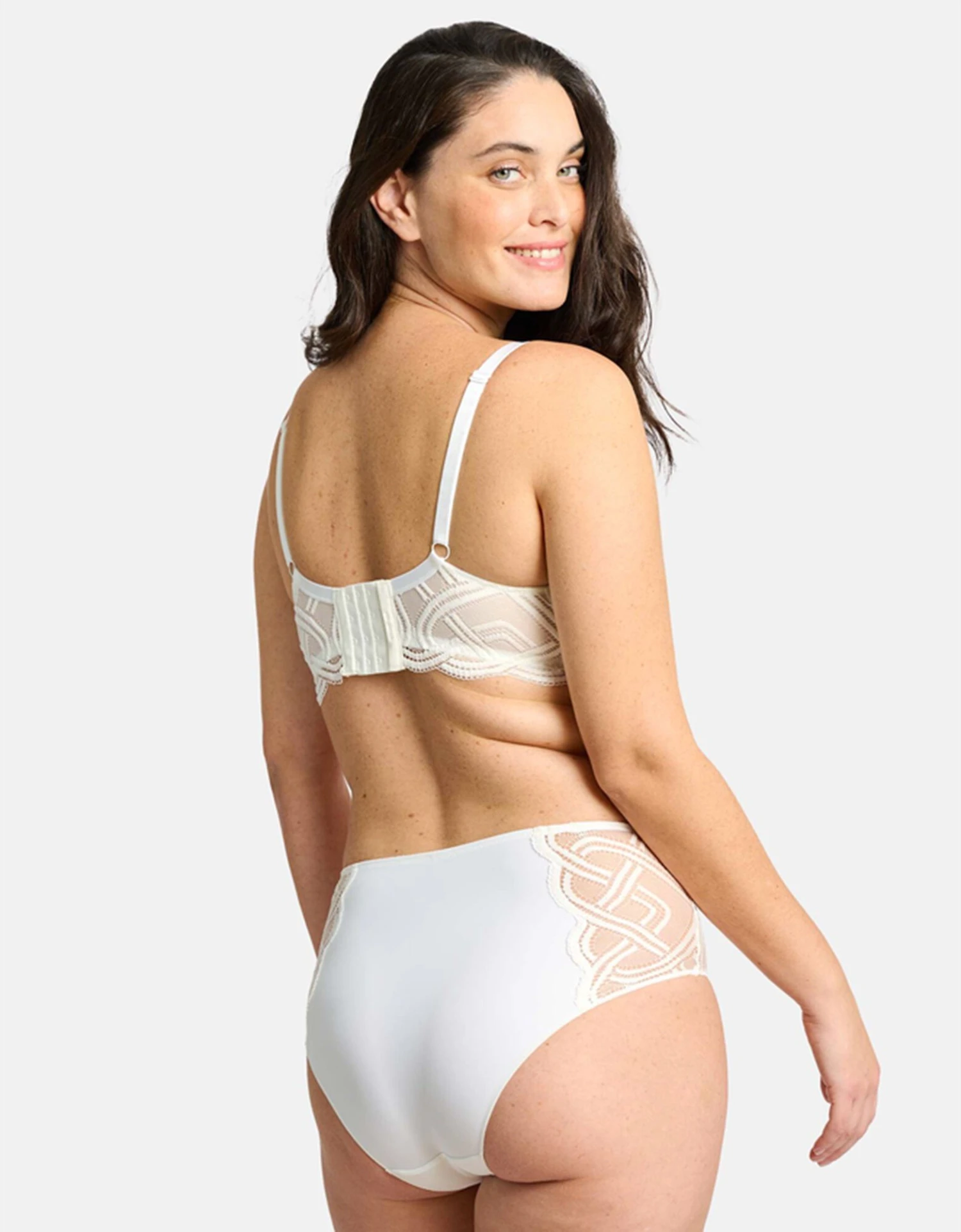 Culotte Midi Dentelle Elise 9 Culotte Midi Dentelle Elise – Image 7